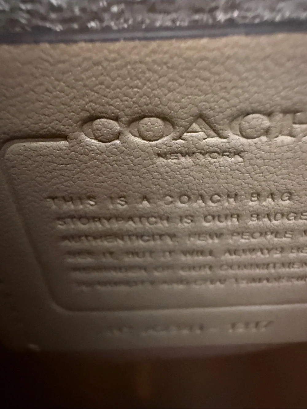 NWT Coach Pebbled Leather Shoulder Bag in Chalk